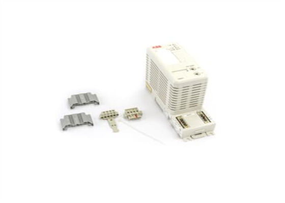 3BSE025255R1 CI820V1 AF 100 Red Fieldbus Comm Interf Module d'alimentation électrique redondant