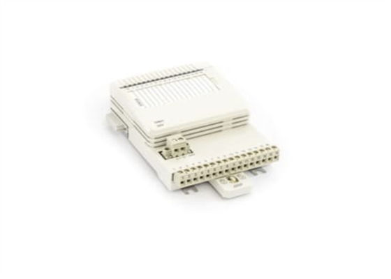 DI801 3BSE020508R1 Module d'alimentation électrique redondant 6 mA Courant d'entrée 18-30V Plage d'entrée