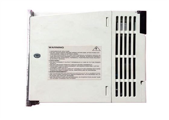 Servo-entraînement industriel avec 3 servo-amplificateurs MR-J2S-20B-S149