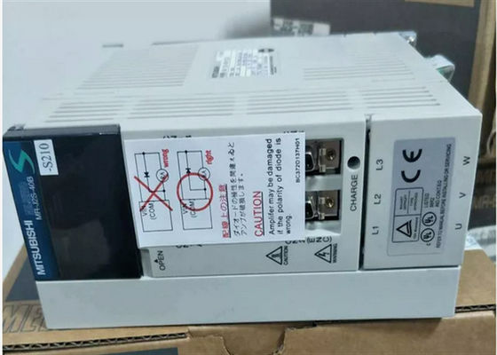 Servo-amplificateur à courant alternatif de la série MELSERVO-J2-Super pour 400W et servo-moteur à courant continu