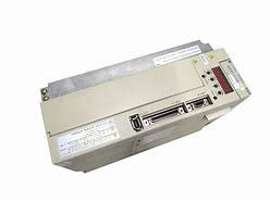 Yaskawa SGDH-30DE Servo à courant alternatif industriel Nouveau 480V original