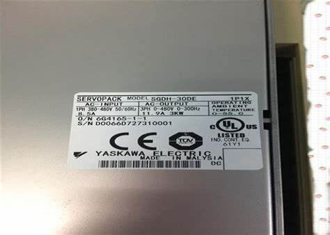 Yaskawa SGDH-30DE Servo à courant alternatif industriel Nouveau 480V original