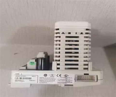 ABB AO895 3BSC690087R1 Sortie analogique Module d'amplificateur numérique nouveau et bon marché