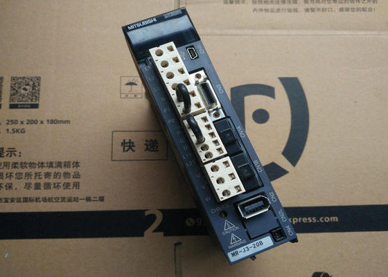 200W Mitsubishi Industrial AC Servo Drive MR-J3-20B-EB Servo conducteur MR-J3 20BN-EB 170V