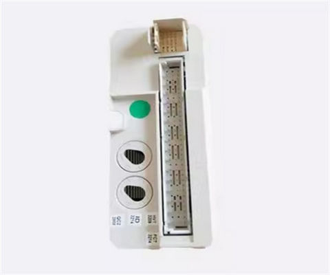 La base du module MTU compcte TU805K01 3BSE035990R1 Garantie originale d'un an