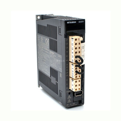 MR-J3-100A4 - Servo-entraînement à courant alternatif Mitsubishi 1000W 400V 18 bits