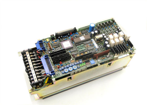 200V Yaskawa CACR-SR15SZ1SDY77 AC Servo entraîneurs nouvelle boîte d'origine