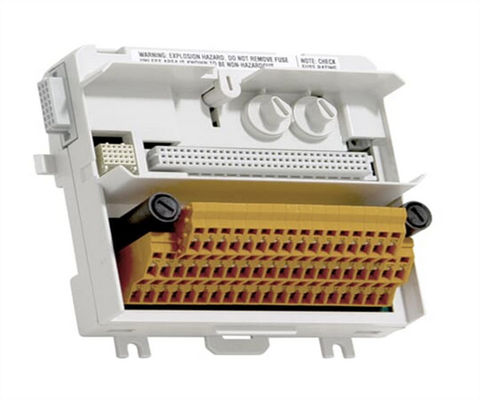 ABB TU833 3BSE038726R1 Module d'alimentation électrique redondant MTU étendu
