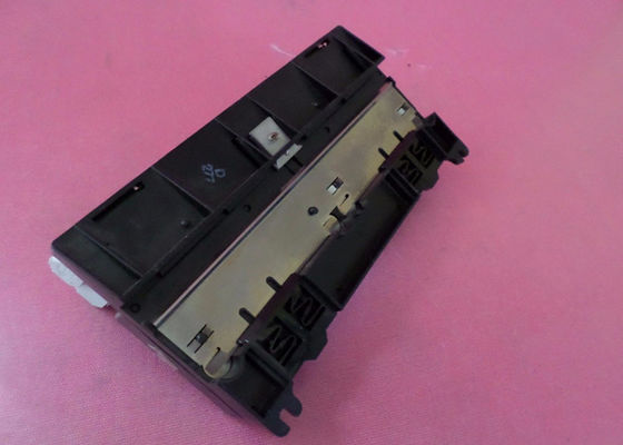 Le bloc terminal GE Fanuc IC670CHS002 est un bloc terminal I/O avec des bornes de boîte