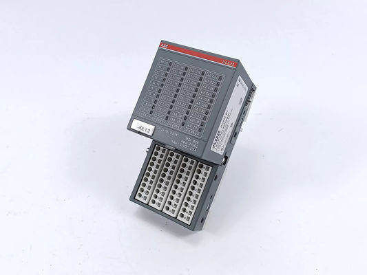 Module I O numérique PLC DC532 ABB Marque 24V Voltage Original Nouveau