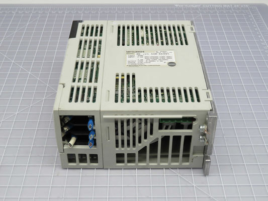 Le moteur à courant alternatif de la Mitsubishi MR-J2S-40B-EE085 170V 0-360Hz 2,8A