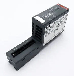 Module de communication PLC CM574-RCOM ABB tout neuf dans la boîte d'origine