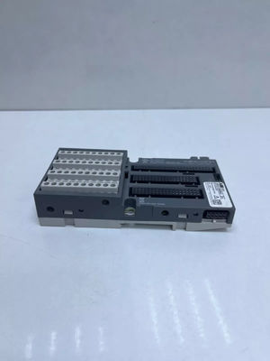230V ABB Marque Numérique Autoamtion I O Module TU531 Boîte originale
