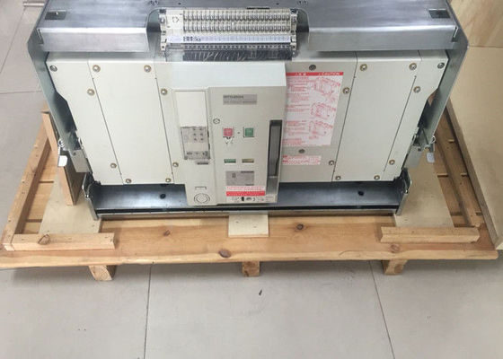 Autres appareils pour le traitement de l'électricité