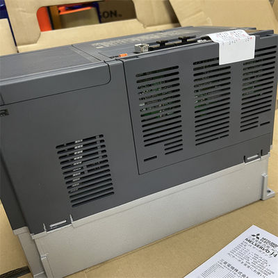 MITSUBISHI MR-J4 Servo-entraînement industriel 7 kW alimentation pour un contrôle précis
