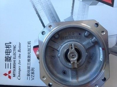 Servo-moteur industriel à phase unique de Mitsubishi 50Hz HF154S-A48 pour les applications de précision
