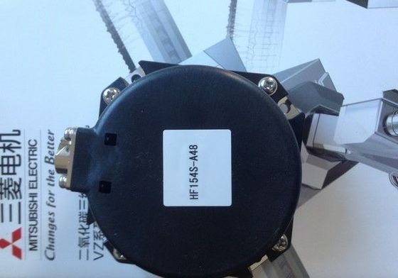 Servo-moteur industriel à phase unique de Mitsubishi 50Hz HF154S-A48 pour les applications de précision