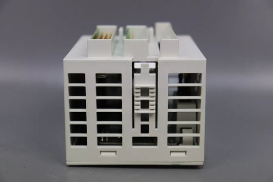 3BDH000369R0001 Module d'entrée et de sortie numérique Nouveau ABB en boîte