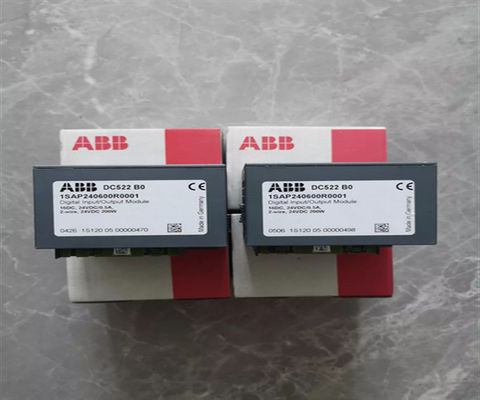 Le module de sortie numérique doit être conforme à la norme ABB DC522 B4.