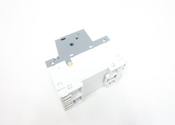 MS132-6.3 est un dispositif compact de 45 mm de largeur avec un courant de fonctionnement nominal