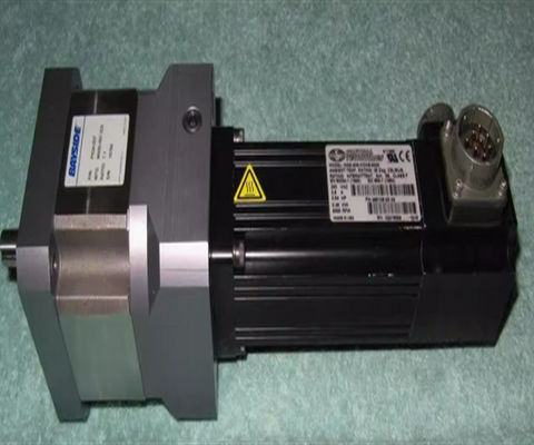 MGE-208-CONS-0000 Module d'alimentation électrique redondant Puissance de secours pour applications critiques