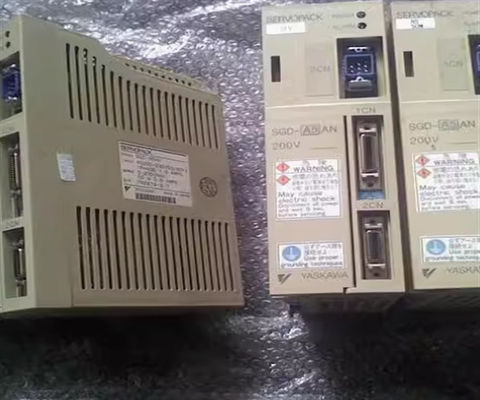 SGD-02AP Yaskawa Servo entraînement Servopack 200w Servo conducteur