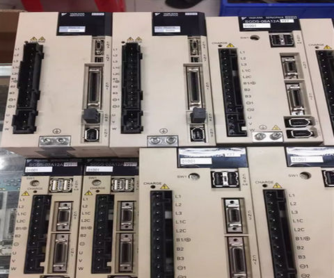 Servo-amplificateur AC à vitesse nominale de 2000 tr/min pour un contrôle de mouvement fluide et précis
