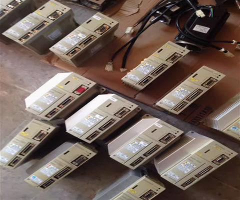 Le système d'aiguillage de l'appareil doit être équipé d'un amplificateur de servo-AC.