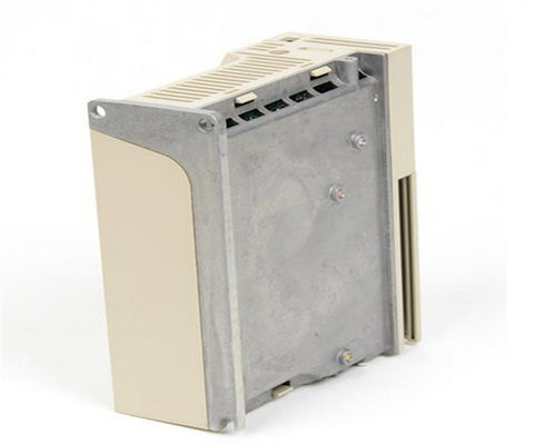 Le moteur de servo-amplificateur Yaskawa SGDA-01AP
