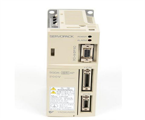 Le moteur de servo-amplificateur Yaskawa SGDA-01AP