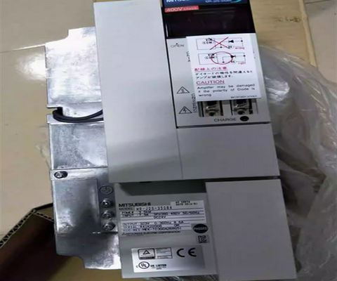 Le servo industriel de MR-J2S-350B4 Mitsubishi conduit l'amplificateur MR-J2 servo