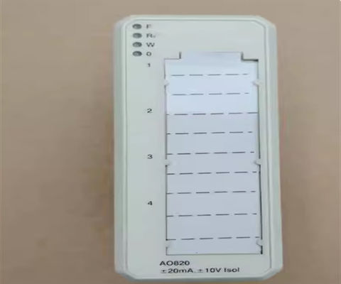 3BSE008546R1 ABB AO820 Module d'alimentation électrique à sortie analogique redondant