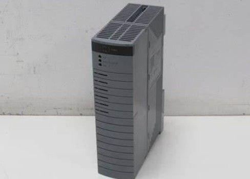 Module d'alimentation électrique à 4 canaux PW482-10 pour l'automatisation industrielle