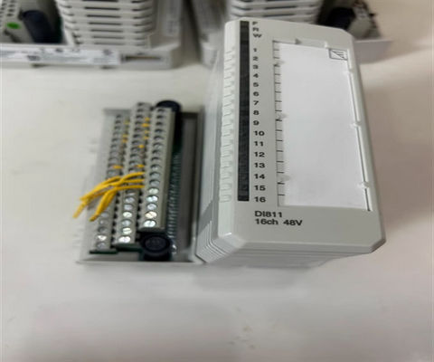 L'entrée numérique de l'ABB DI811 3BSE008552R1 PR:C PLC Module DI 811 S800