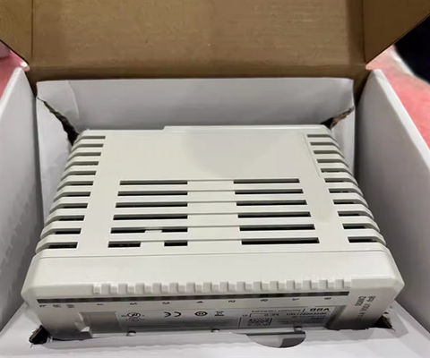 3BSE008512R1 ABB DI820 Module d'alimentation numérique à entrée redondante