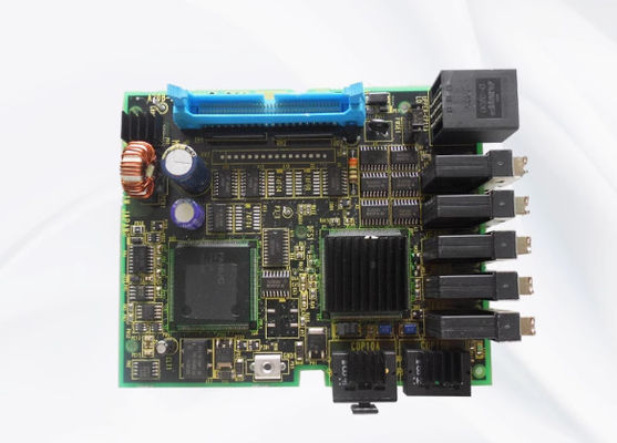 Le tableau d'interface A20B-2100-0570 de Fanuc I/O est composé de circuits imprimés