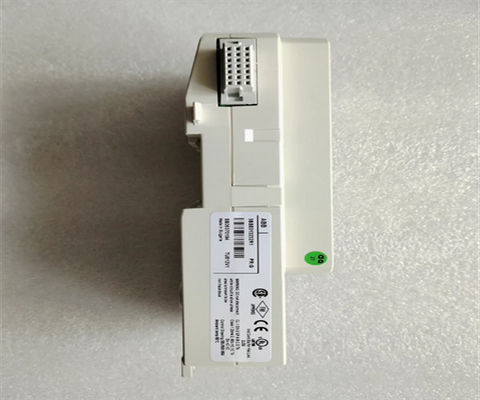 Module compact de 250 V à 8 canaux