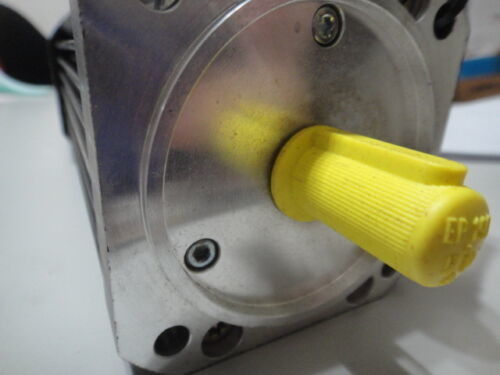LENZ EMDSKSBA036-23 Servo moteur avec 80 performances de conduite