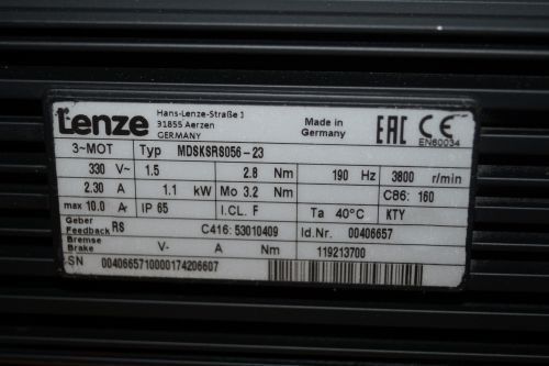 LENZE MDSKSR056-23 Servo-entraînement industriel Voltage nominal 220