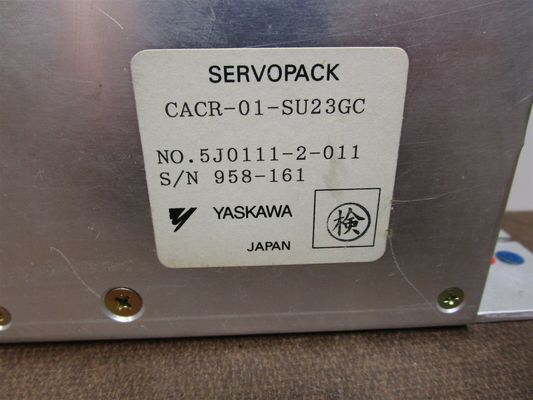 Le service de commande de courant alternatif Yaskawa CACR-01-SU23GC