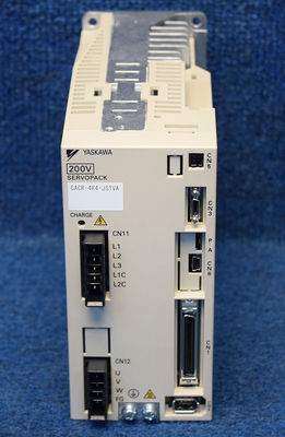 Le service de servo-alimentation CA Yaskawa CACR-4R4-JS1VA Le débit maximal par réseau est de 31