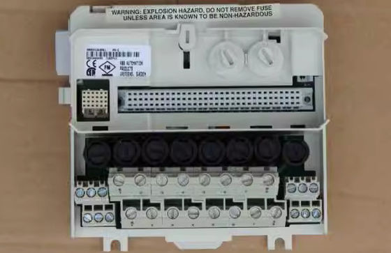 ABB 3BSE013238R1 TU837V1 Module d'arrêt du prolongateur d'entrée/sortie