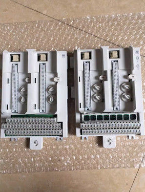 3BSE020850R1 ABB TU842 Unité de terminaison du module Module d'alimentation électrique redondant