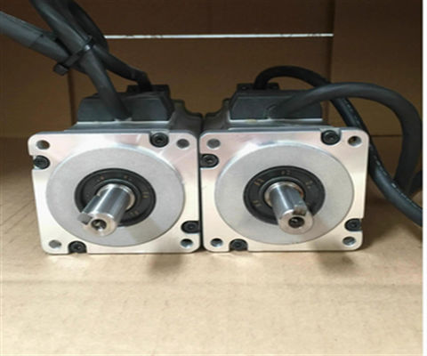Numéro de pièce HC-MF23K-UE du servo-moteur industriel haute tension pour la série MELSERVO HC
