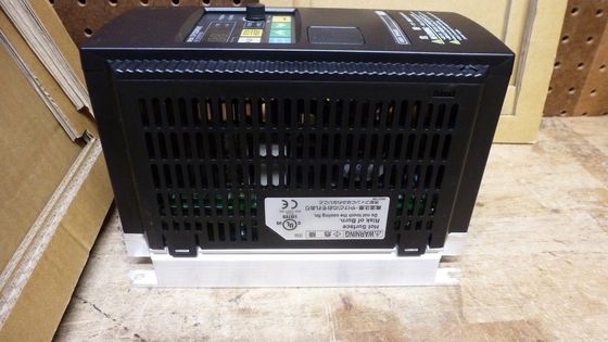 Servo moteur Omron 3G3JX-A4004 pour les applications industrielles