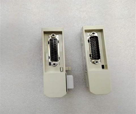 ABB TB805 3BSE008534R1 Sortie du bus de l'adaptateur de câble