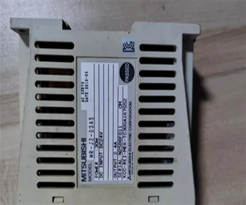 MR-J2-03A5 Servo-entraînements industriels avec entrée 24VDC et prêts à être expédiés