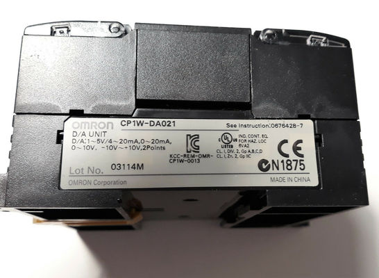 Omron CP1W-DA021 hauteur du produit 90 mm contrôleur programmable