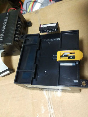 Omron CP1W-TS002 Force opérationnelle 11.8 N Module de commande