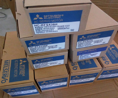 Mitsubishi Servo Moteur HC-UFS352 Servmtr 3,5 kW freinage 2000 tours par minute Nouveau